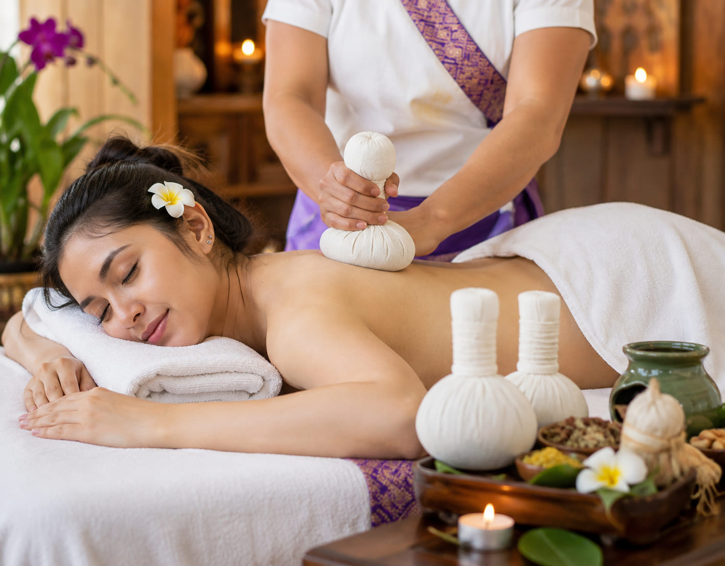 Kräuterstempel Massage